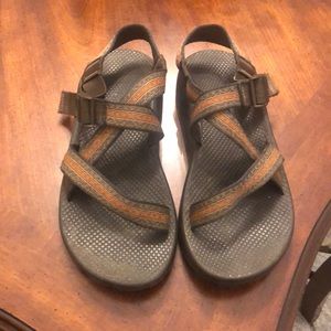 men’s chacos